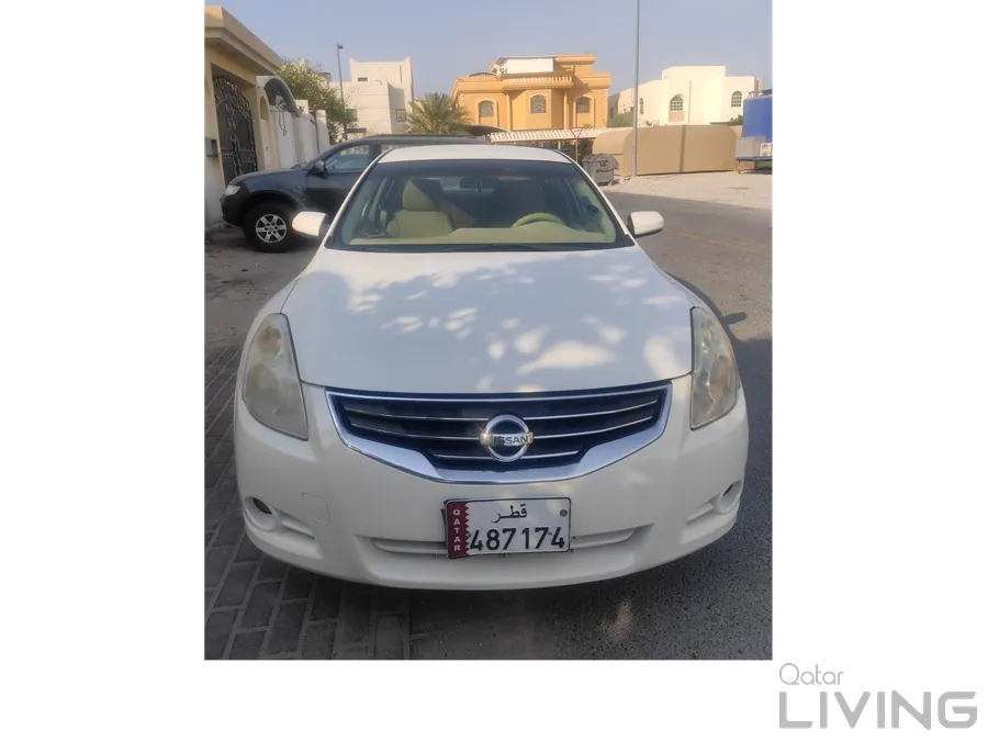 Nissan Altima Car 